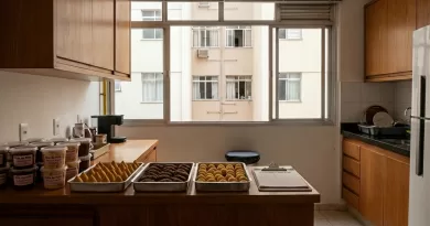 Atividade comercial em condomínio residencial com uso de gás coletivo